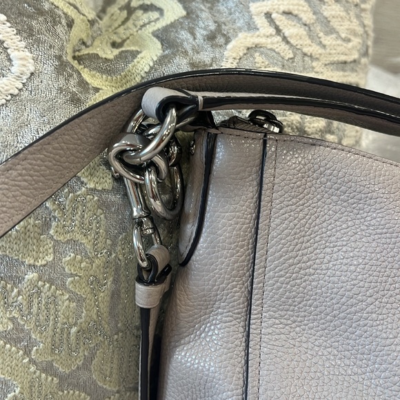 Coach 2 Way Shoulder Bag Beige - Picture 3 of 9